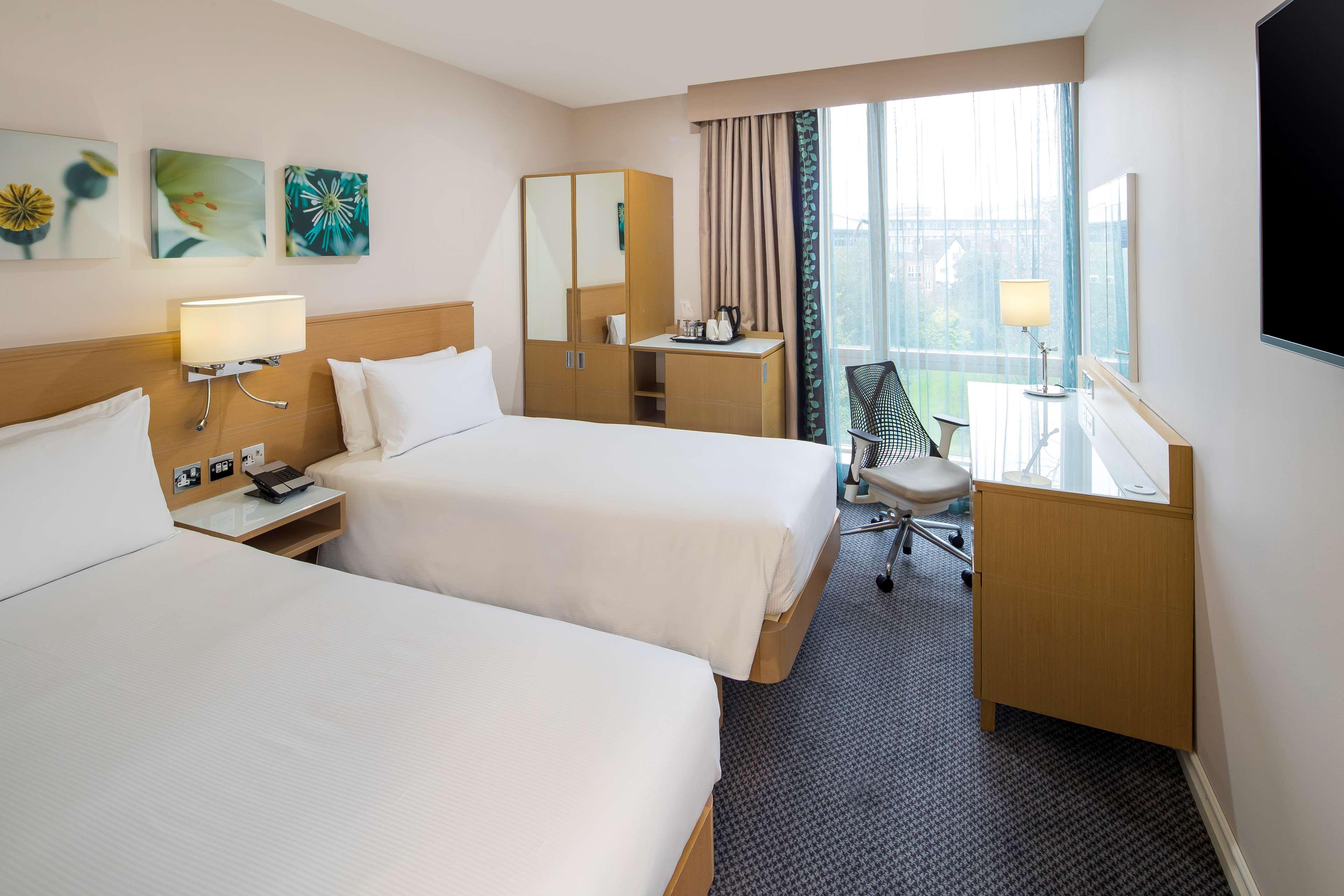 Hilton Garden Inn Bristol City Centre Kültér fotó