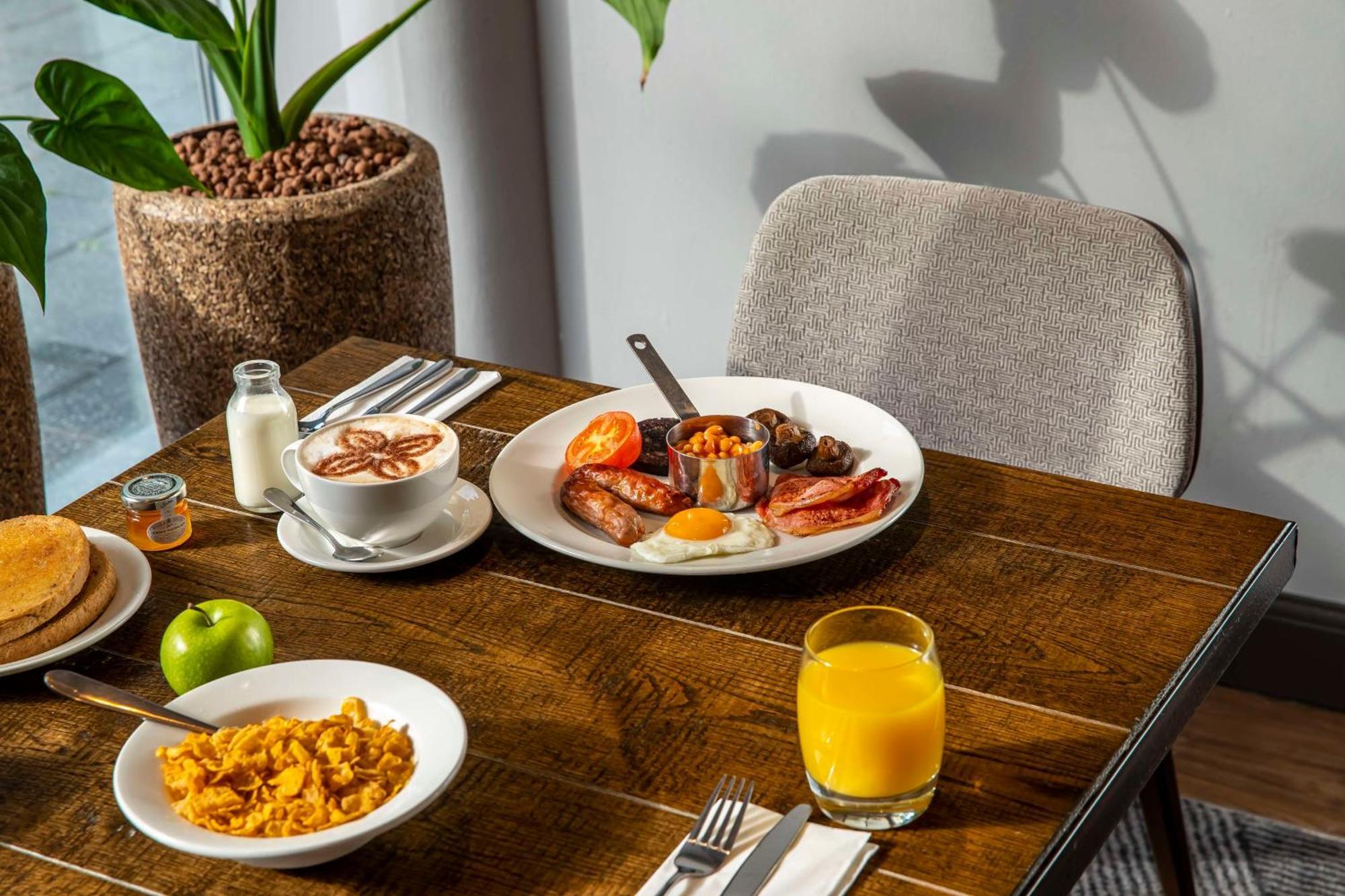 Hilton Garden Inn Bristol City Centre Kültér fotó